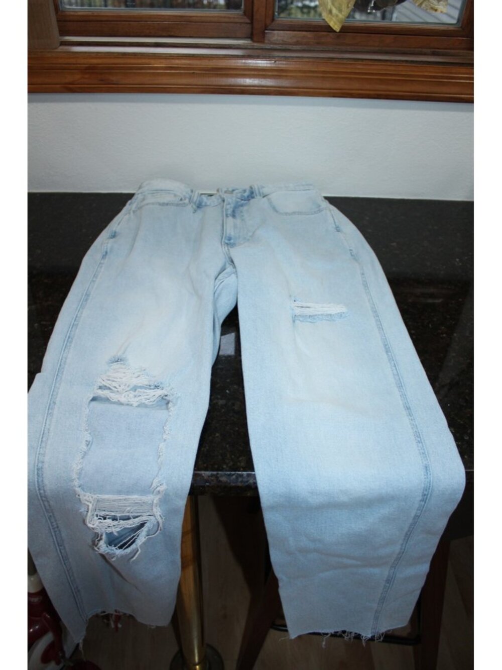Vintage Hollister Blue Jeans Ultra High Rise Mom Jean Heavily Distressed 3L